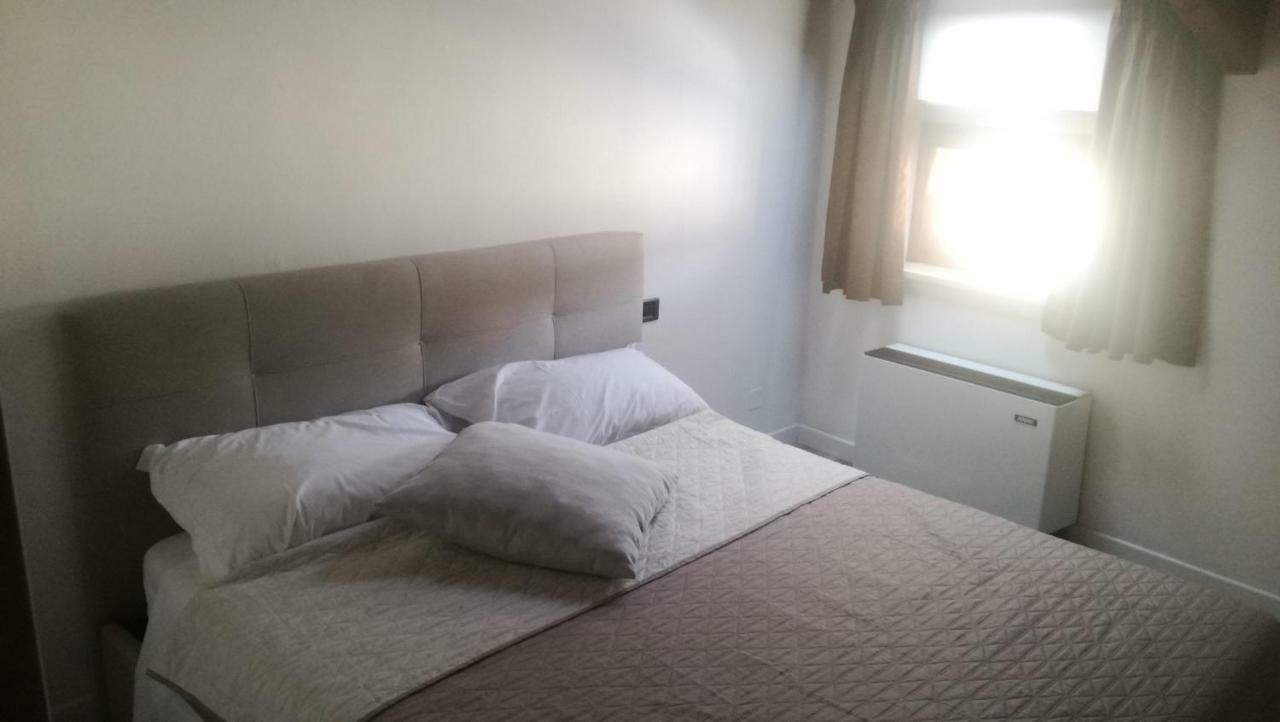 Verona Relais + Private Parking Exterior photo